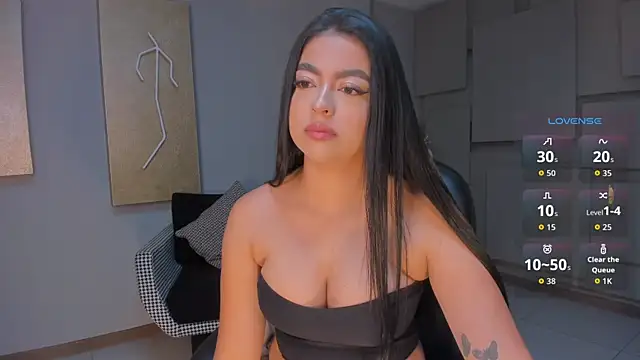 Snapshot of NataliaGaret chatting on May 2026 10:32:02 AM NataliaGaret online show from May 2026 10:32:02 AM