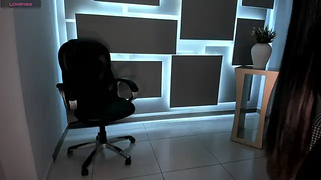 MilaColeman online show from September 2025 04:24:02 AM