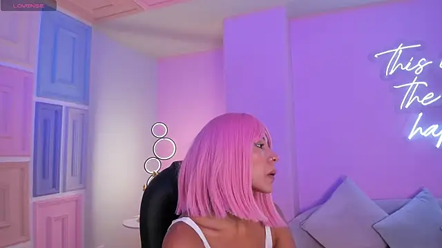 Snapshot of AmberColors_ chatting on November 2025 07:37:02 PM AmberColors online show from November 2025 07:37:02 PM