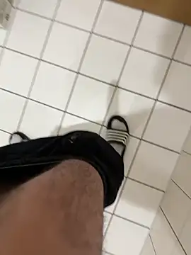 Snapshot of Dicksxd chatting on January 2026 11:08:01 PM Dicksxd online show from January 2026 11:08:01 PM