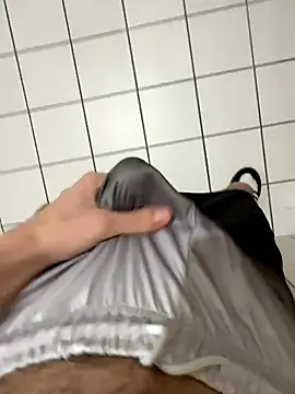 Snapshot of Dicksxd chatting on January 2026 09:41:01 PM Dicksxd online show from January 2026 09:41:01 PM