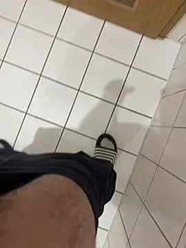 Snapshot of Dicksxd chatting on January 2026 11:52:01 PM Dicksxd online show from January 2026 11:52:01 PM