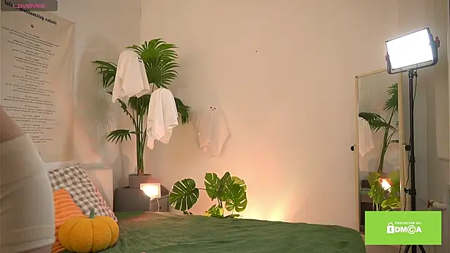 Snapshot of swtty_meivi chatting on October 2025 07:05:02 AM swtty meivi online show from October 2025 07:05:02 AM