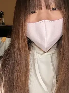 natsumiii online show from October 2025 01:01:02 PM