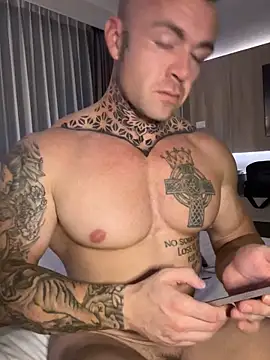 irishdaddyxxl online show from September 2025 04:34:01 PM