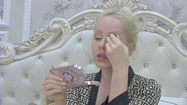 EllieFrosty  online show from November 2025 12:53:01 AM