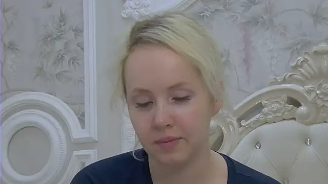 EllieFrosty  online show from July 2026 03:12:01 AM