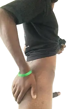 Snapshot of kavi1q1 chatting on November 2025 01:16:01 AM kavi1q1 online show from November 2025 01:16:01 AM