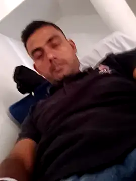 Sexy men143 online show from November 2025 07:08:02 AM