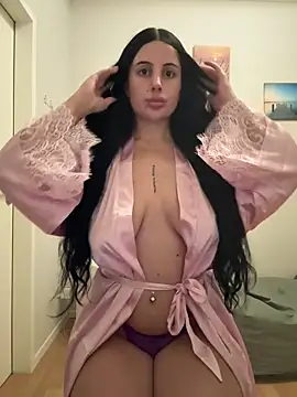 baddieworld1 online show from February 2026 01:32:02 PM