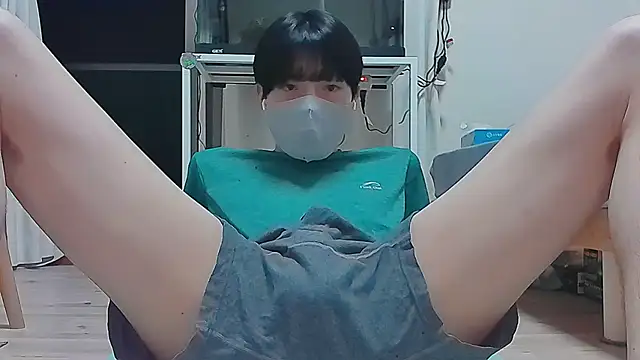 Snapshot of saitama0038 chatting on October 2025 03:52:01 PM saitama0038 online show from October 2025 03:52:01 PM