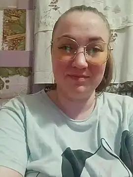 Kiss Eva online show from January 2025 05:59:02 PM