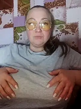 Kiss Eva online show from February 2026 05:30:02 PM