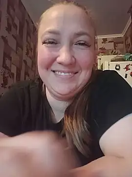 Kiss Eva online show from May 2026 04:45:02 PM