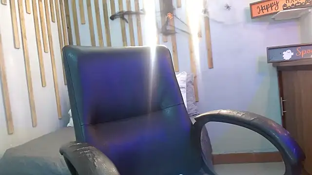 Snapshot of Angel_saez chatting on October 2025 11:25:01 AM Angel saez online show from October 2025 11:25:01 AM