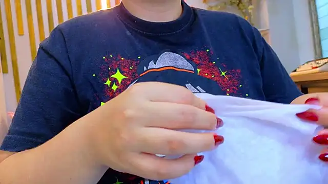 Snapshot of Angel_saez chatting on November 2025 12:38:02 PM Angel saez online show from November 2025 12:38:02 PM