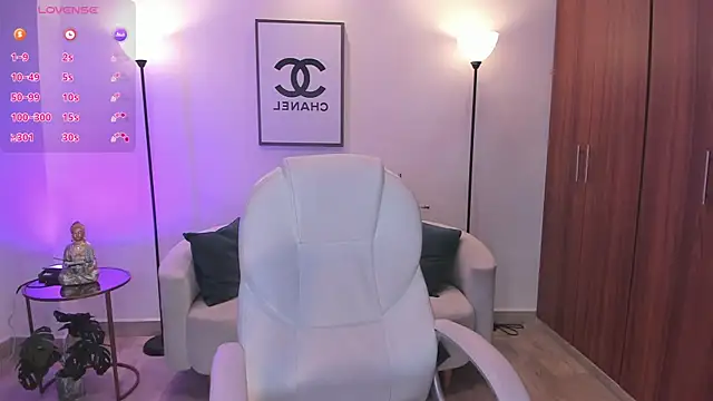 raven stonee online show from January 2026 03:32:01 AM