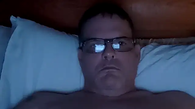 Snapshot of One_Man_For_You chatting on September 2025 10:26:01 AM One Man For You online show from September 2025 10:26:01 AM