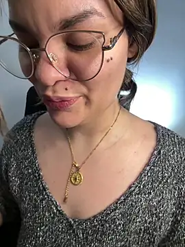 Snapshot of Pribaixinha chatting on November 2025 06:02:02 AM Pribaixinha online show from November 2025 06:02:02 AM