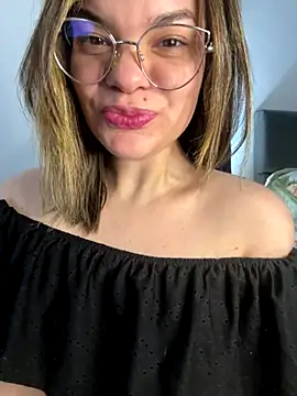 Snapshot of Pribaixinha chatting on November 2025 08:52:02 PM Pribaixinha online show from November 2025 08:52:02 PM