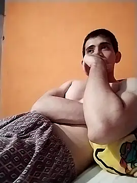 Snapshot of KingMaxiZ chatting on September 2025 05:18:02 AM KingMaxiZ online show from September 2025 05:18:02 AM