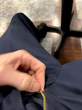 Snapshot of 66Retro99 chatting on September 2025 09:49:01 PM 66Retro99 online show from September 2025 09:49:01 PM