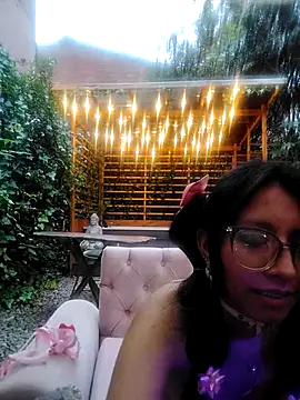 Snapshot of VioletxBloom chatting on September 2025 09:52:02 PM VioletxBloom online show from September 2025 09:52:02 PM