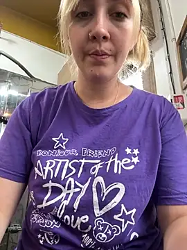 ayebran online show from November 2025 03:26:02 PM