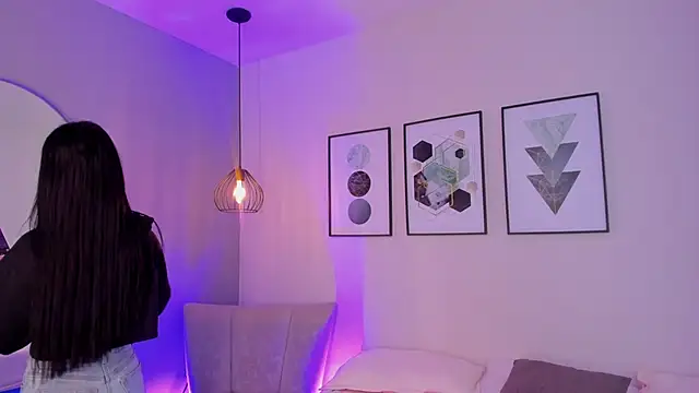 Snapshot of AmbarEvans_ chatting on October 2025 12:04:02 PM AmbarEvans online show from October 2025 12:04:02 PM