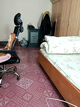 Moona heny online show from December 2025 12:04:01 AM