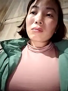 Annaacutee online show from November 2025 01:21:02 PM