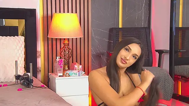Kimberlymav online show from May 2026 02:12:01 PM
