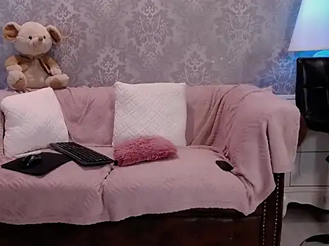 Ella Raven online show from April 2026 05:19:01 AM