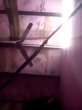 Snapshot of TINASONI chatting on November 2025 01:39:01 AM TINASONI online show from November 2025 01:39:01 AM