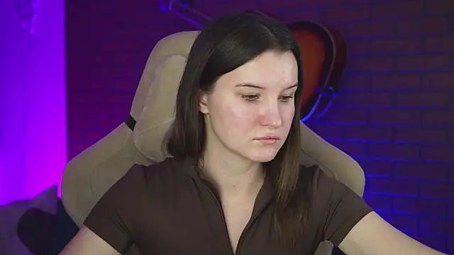 AgataWillis online show from November 2025 04:34:01 AM