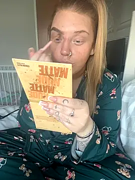 Snapshot of MysteriousMylaX chatting on November 2025 02:17:01 PM MysteriousMylaX online show from November 2025 02:17:01 PM