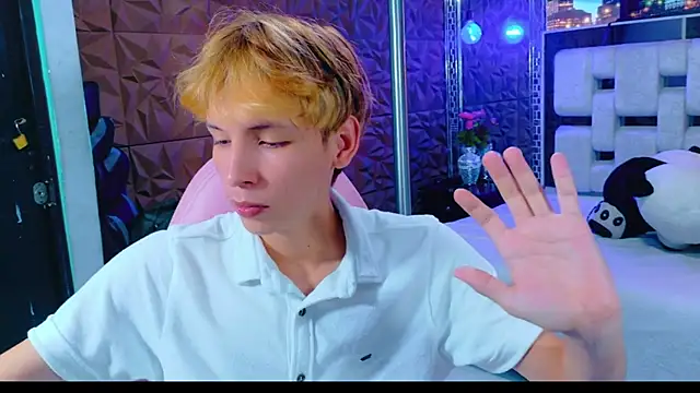 Snapshot of park_jimin1 chatting on October 2025 02:39:02 PM park jimin1 online show from October 2025 02:39:02 PM