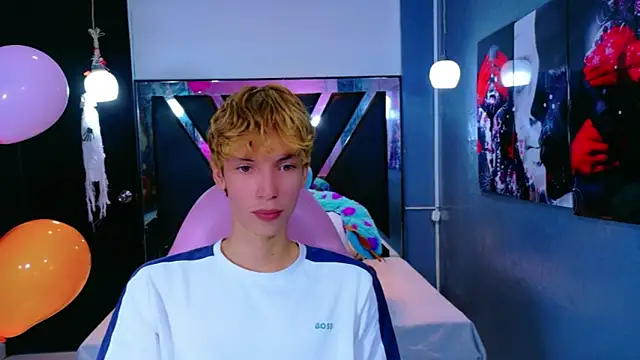 Snapshot of park_jimin1 chatting on November 2025 01:11:01 PM park jimin1 online show from November 2025 01:11:01 PM