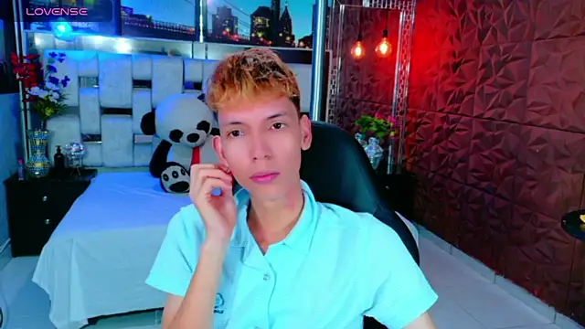 Snapshot of park_jimin1 chatting on November 2025 12:15:02 PM park jimin1 online show from November 2025 12:15:02 PM