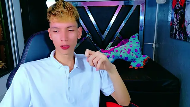 Snapshot of park_jimin1 chatting on November 2025 12:07:01 PM park jimin1 online show from November 2025 12:07:01 PM