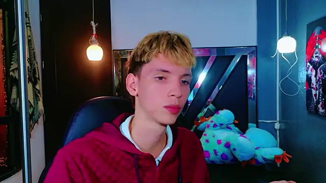 Snapshot of park_jimin1 chatting on December 2025 02:19:01 AM park jimin1 online show from December 2025 02:19:01 AM