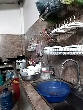 Snapshot of linda_bae00 chatting on November 2025 12:35:02 AM linda bae00 online show from November 2025 12:35:02 AM