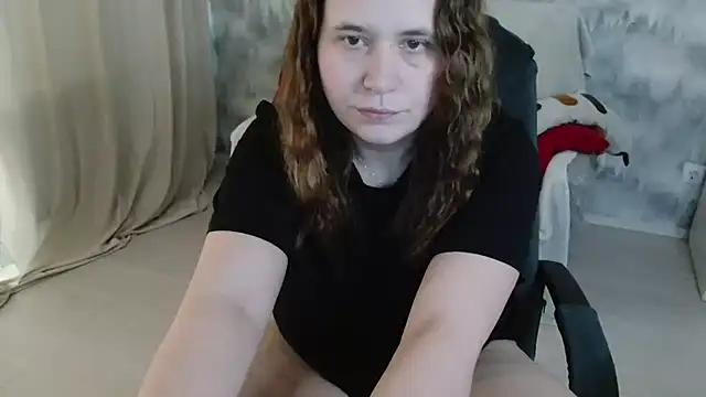 Snapshot of AdelinaLawson chatting on March 2026 12:29:01 PM AdelinaLawson online show from March 2026 12:29:01 PM