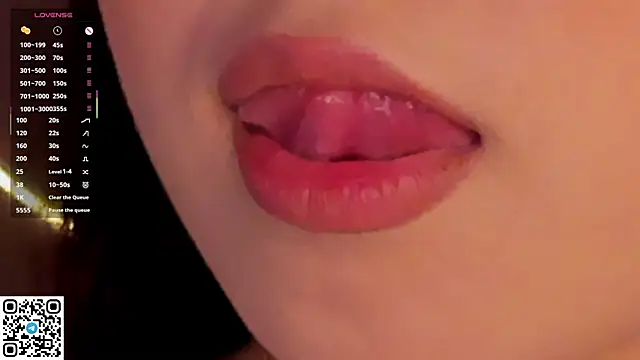 AlberthaEscue online show from November 2025 04:24:02 AM