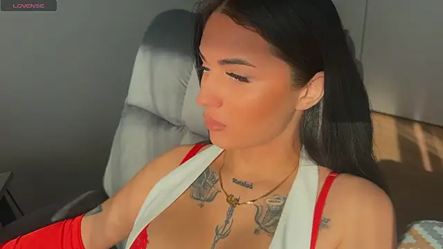 Snapshot of mygoddesshecate chatting on October 2025 04:44:02 AM mygoddesshecate online show from October 2025 04:44:02 AM