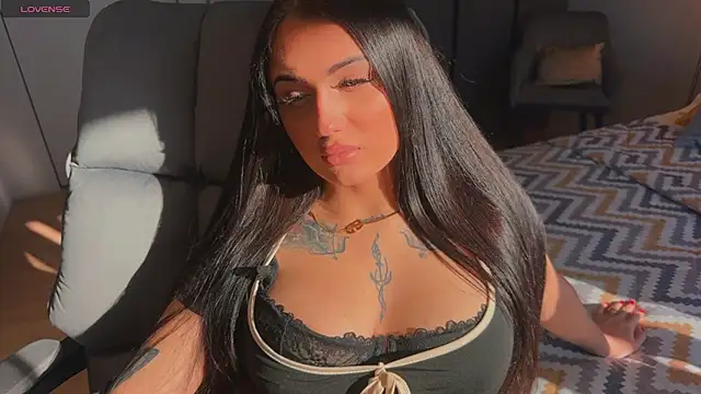 Snapshot of mygoddesshecate chatting on October 2025 05:21:02 AM mygoddesshecate online show from October 2025 05:21:02 AM