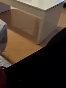 Snapshot of t-dog26 chatting on February 2026 06:43:02 AM t-dog26 online show from February 2026 06:43:02 AM