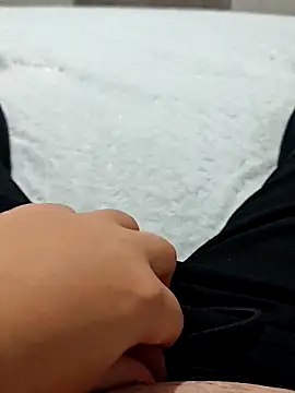 Snapshot of t-dog26 chatting on February 2026 06:31:01 AM t-dog26 online show from February 2026 06:31:01 AM