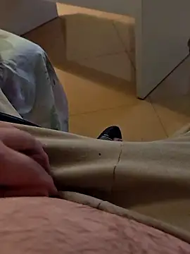 Snapshot of t-dog26 chatting on February 2026 05:41:02 AM t-dog26 online show from February 2026 05:41:02 AM