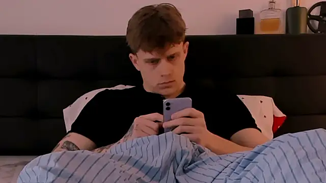 TalkingHead 0  online show from March 2026 09:45:02 AM